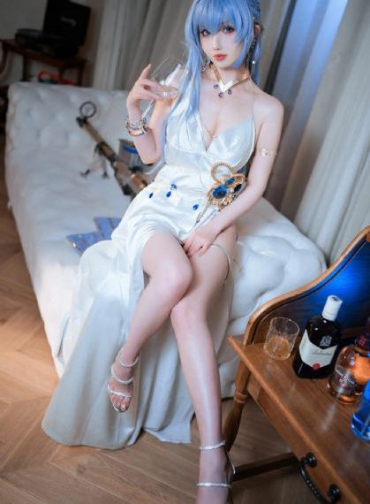 穿jk去上课被摸