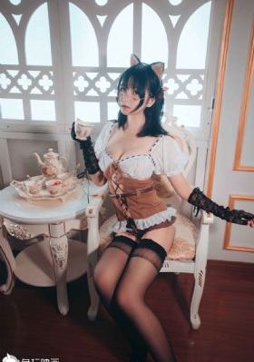 边干边说骚话射逼