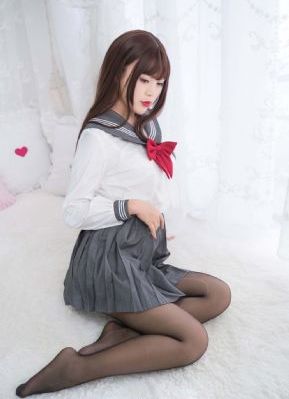 车上插逼吸奶骚叫h边做边爽