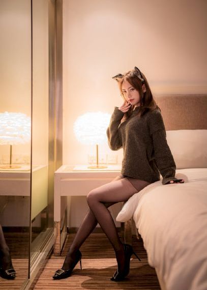 肉色丝袜小早川怜子av