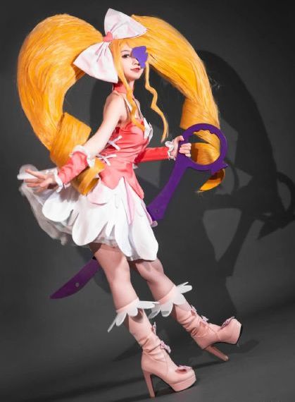 美脚大开脚张腿play视频